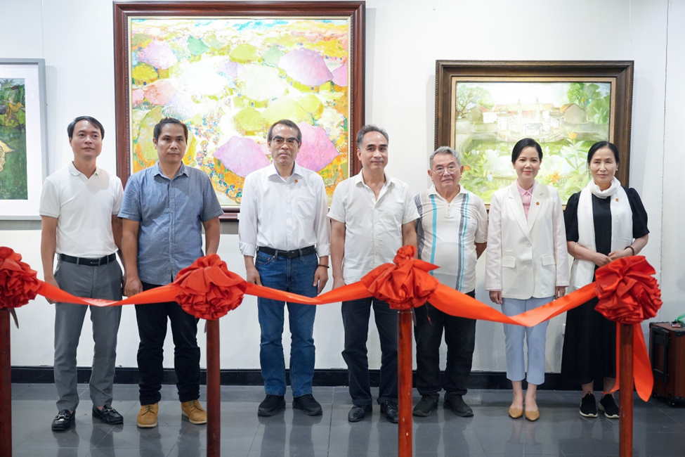 Triển lãm "Cuộc sống quanh ta 2024": Tôn vinh nét đẹp đời thường