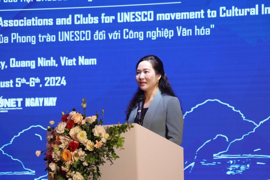 Hội nghị Ban Chấp hành Liên hiệp các hội UNESCO Thế giới lần thứ 43